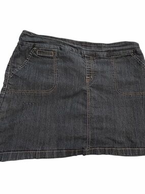 Reitmans dark denim mini skirt/Stretchy Skort-Size 15 Junior